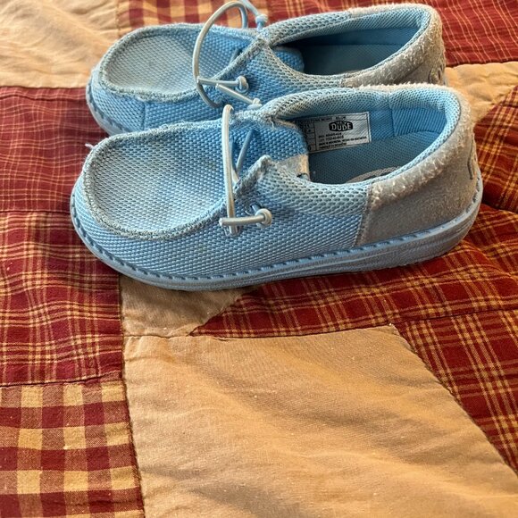 Hey Dude - Picture 3 of 5